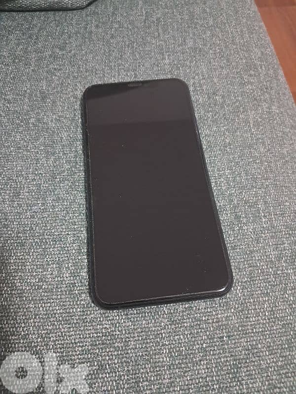 iphone 11 pro max 2