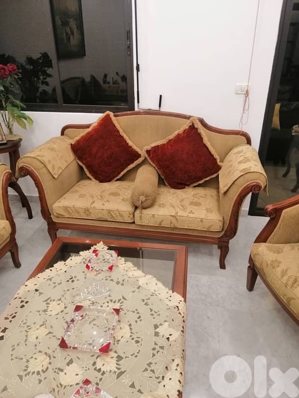Living Room 0