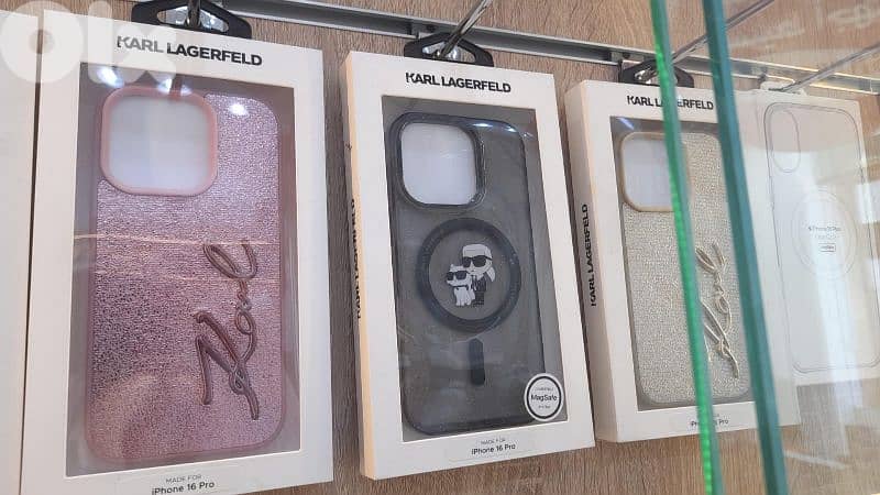 Karl lagerfeld 16 pro case 0