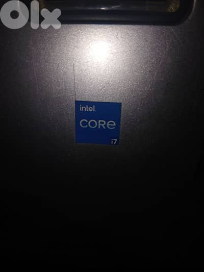 : Core i7 2nd gen Ram:8gb ddr3  SSD 256 CB