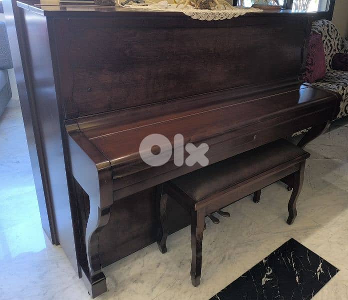 Yamaha U1 upright + Chair 1