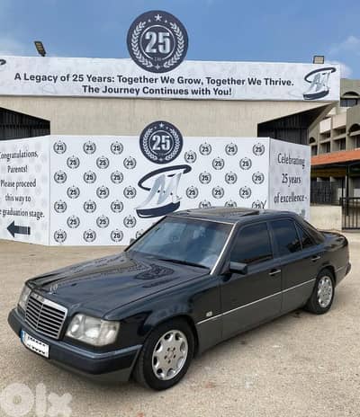 ORIGINAL _ CLASSIC _  MERCEDES _  E300 - W124
