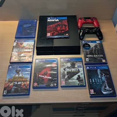 PS4 2 controllers 10 CDs