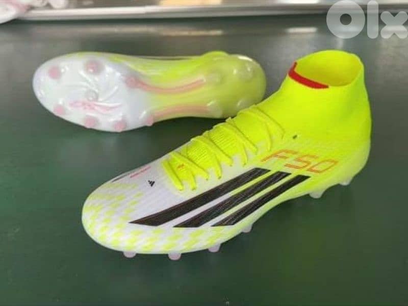 Football shoes original highest quality in market 30%Limited discount 0