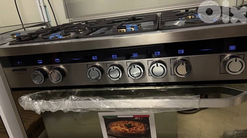 Goldstar Premium italian 5 burners digital gas stove 2