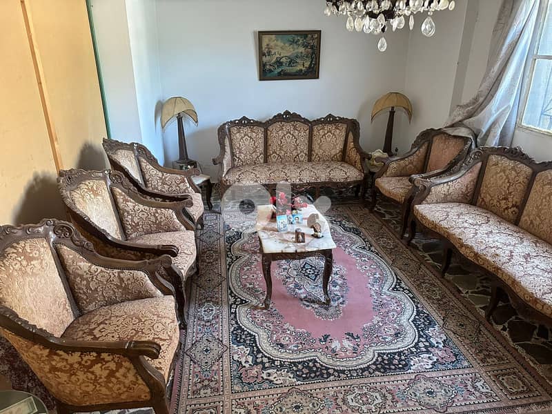 vintage salon, classic antique-style living room 4