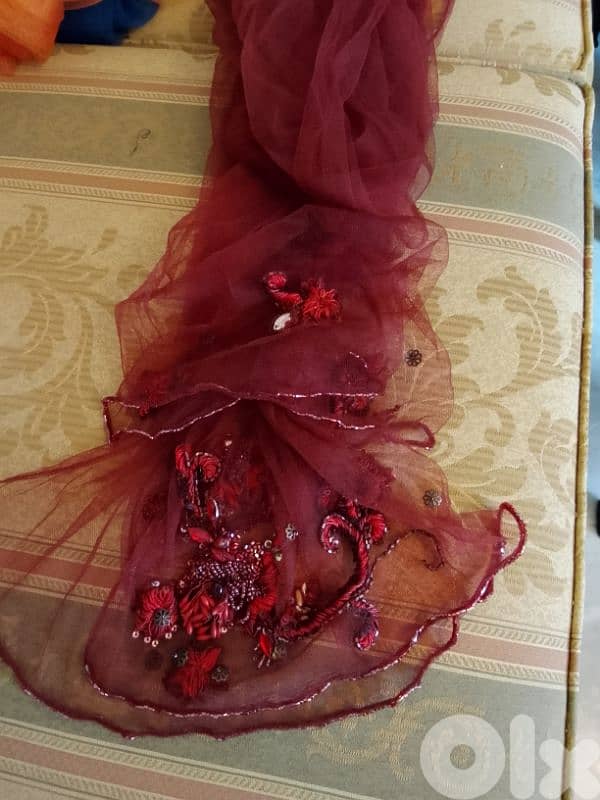 scarves وشاح مطرز 2