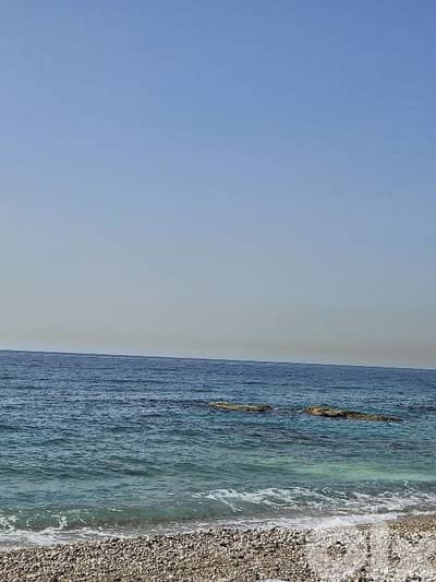 Land on the Beach for Villa