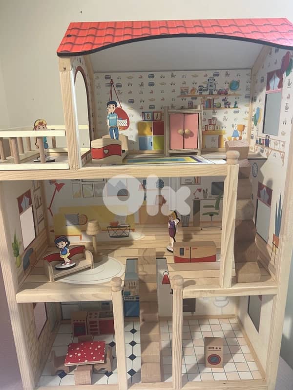 wooden doll house 1