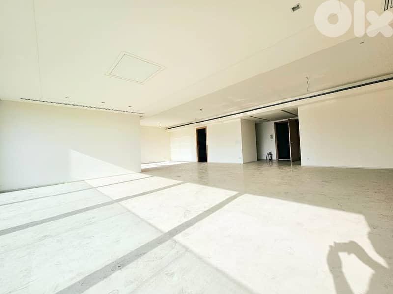RA25-4345 Super Deluxe apartment 370 m in Ain El Tineh is now for rent 0