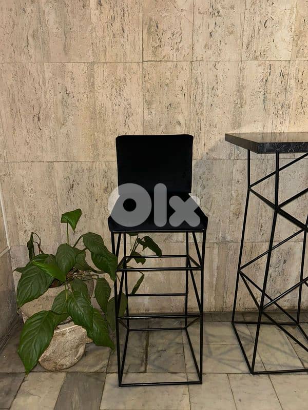 Brand New BoConcept Bar Set 3