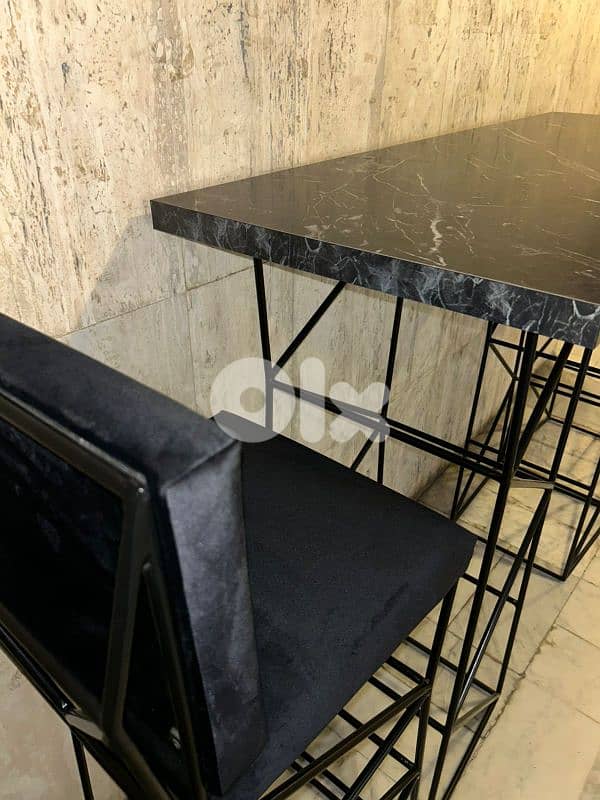 Brand New BoConcept Bar Set 12