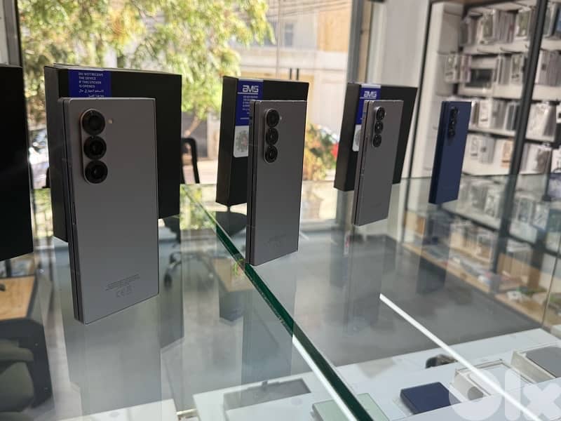 Samsung Z Fold 6 512Gb/12Ram Open box BMS warranty such new 4