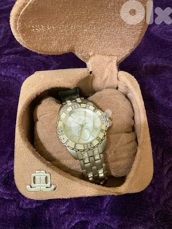 Jennifer Lopez Watch – Used, Good Condition – USD 40 0
