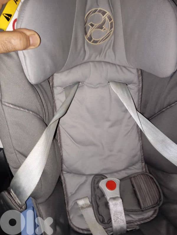 car seat cybex aton 5 + base isofix 1