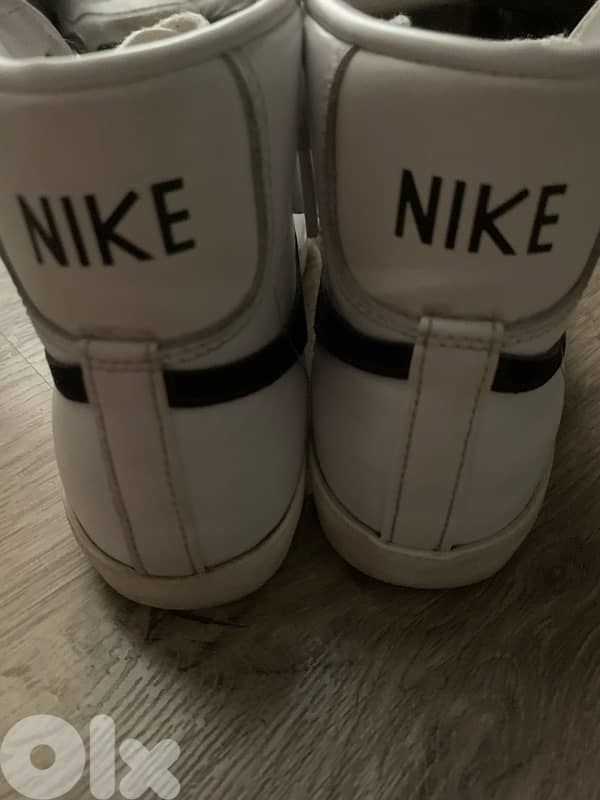 NIKE BLAZERS 3