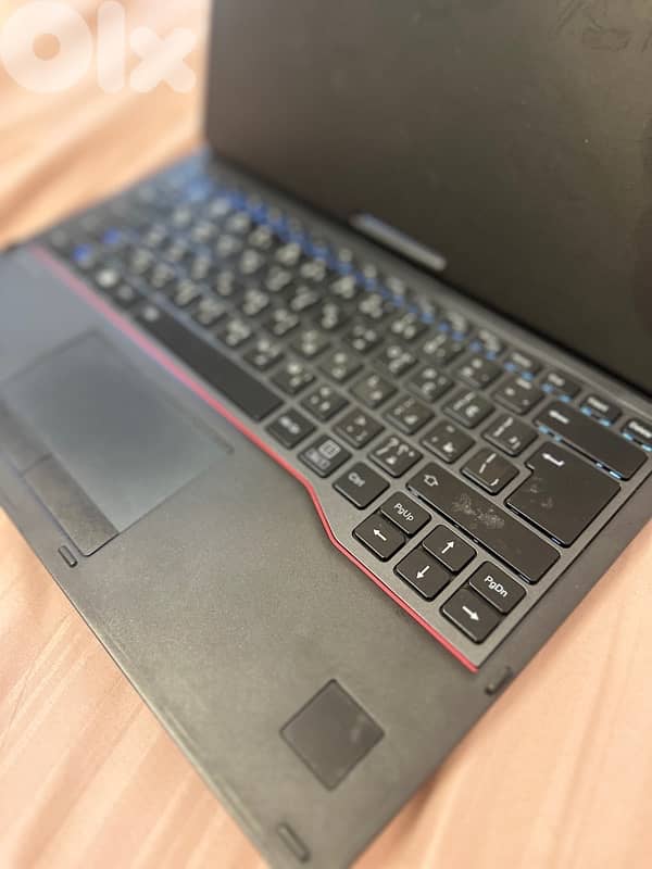 Fujitsu Lifebook Convertible 2-in-1 5