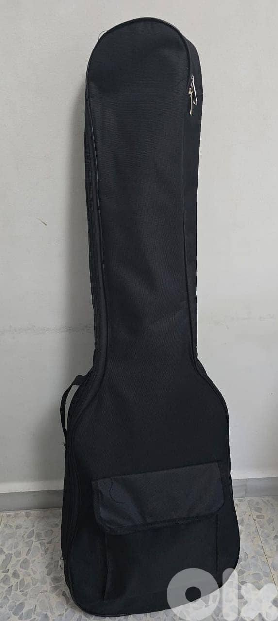 Deviser Electric Guitar, Amplifier, Duffel case & Cable for $ 245 3