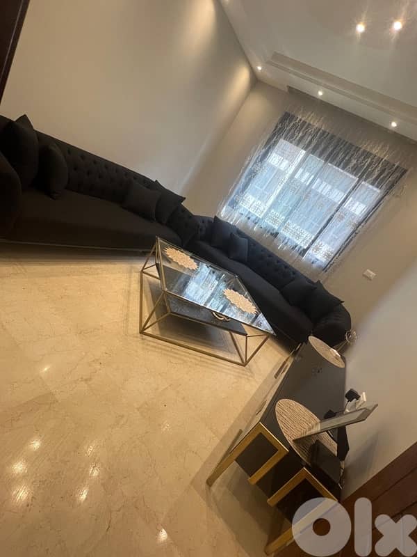 كنبيات جداد منن مستعملين من عند vi furniture 1