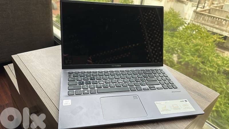 Asus VivoBook 15.6 inch touch screen core i3 0