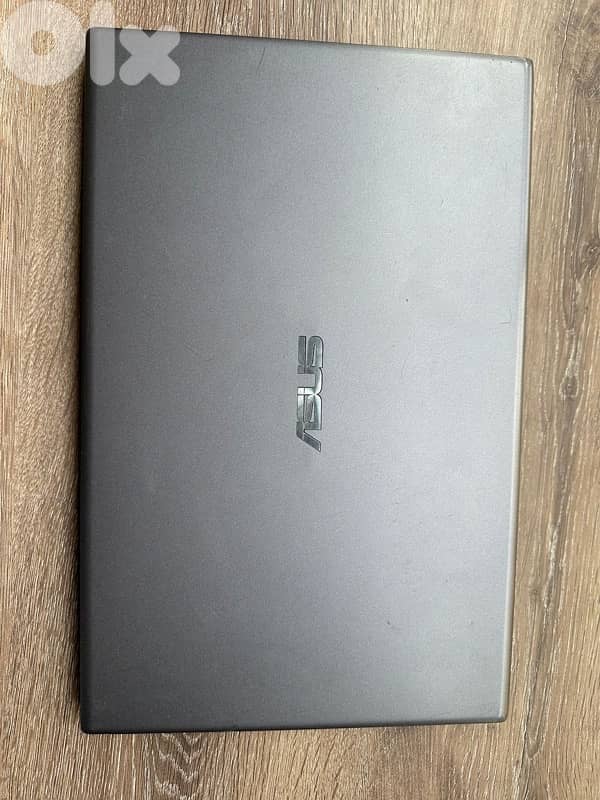 Asus VivoBook 15.6 inch touch screen core i3 3