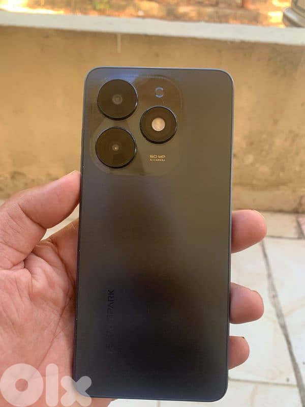 Tecno spark 20c 128 Gaga 8+3ram 1