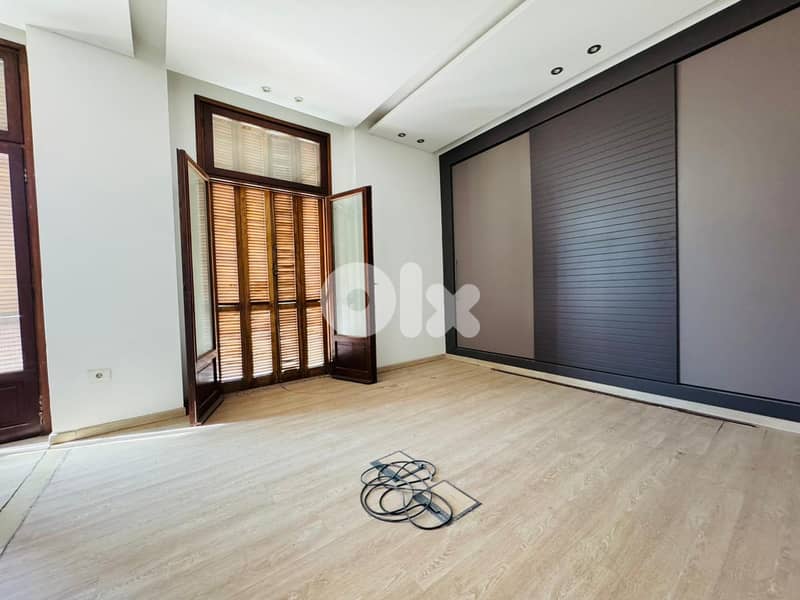 JH25-4354 Office 200m2 for rent in Downtown Beirut, $ 3,000 cash 0