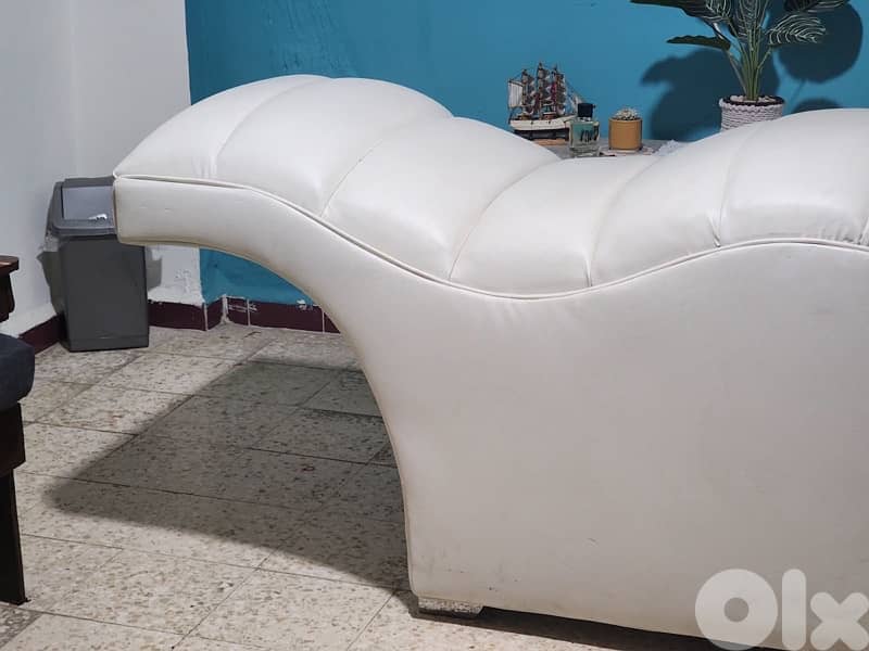 luxury lash bed like new 3