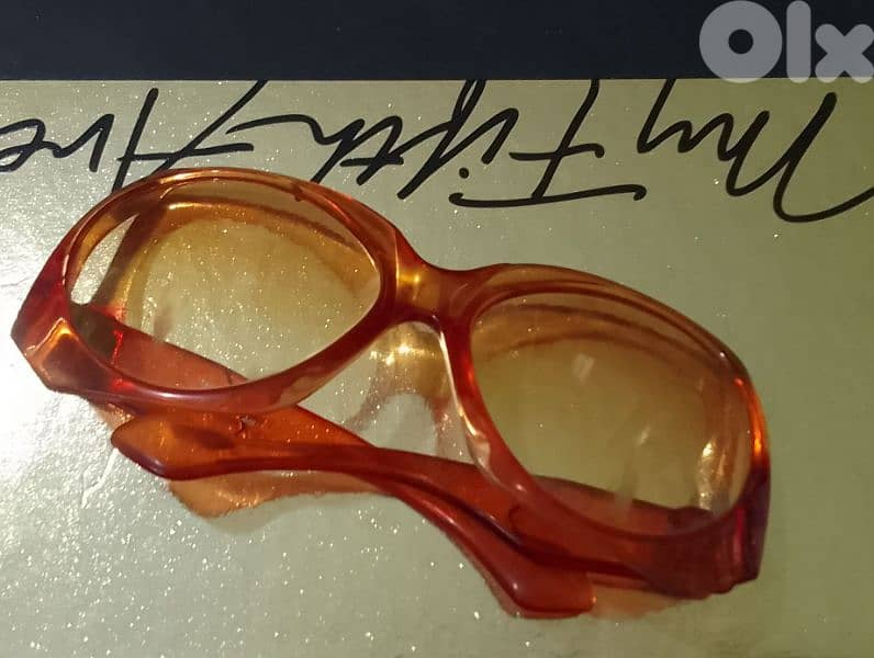 The Authentic Yves Saint Laurent sunglasses 413 france 0