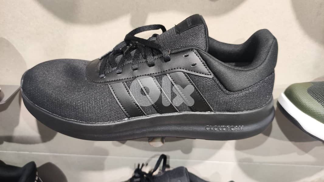 Original Adidas Cloudfoam - Size: 43 1/3 0