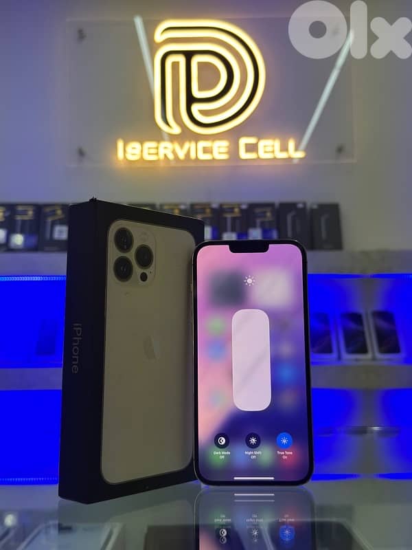 Iphone 13 Pro Max 256 Gb battery cracked back Like New 1
