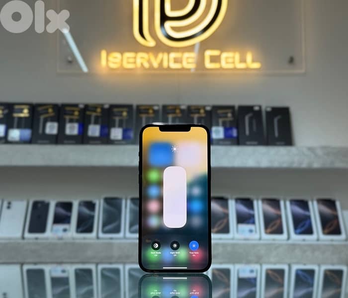 Iphone 12 Pro Max Capacity: 128 Gb Still New 1