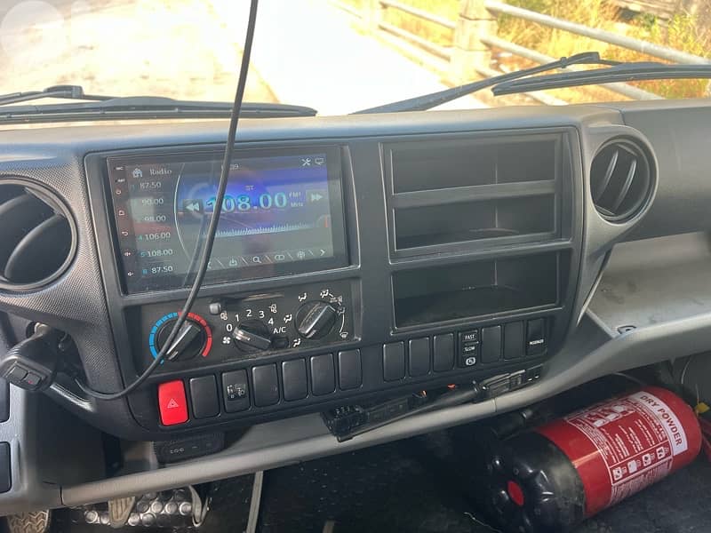 hino 300 صهريج هياه 5