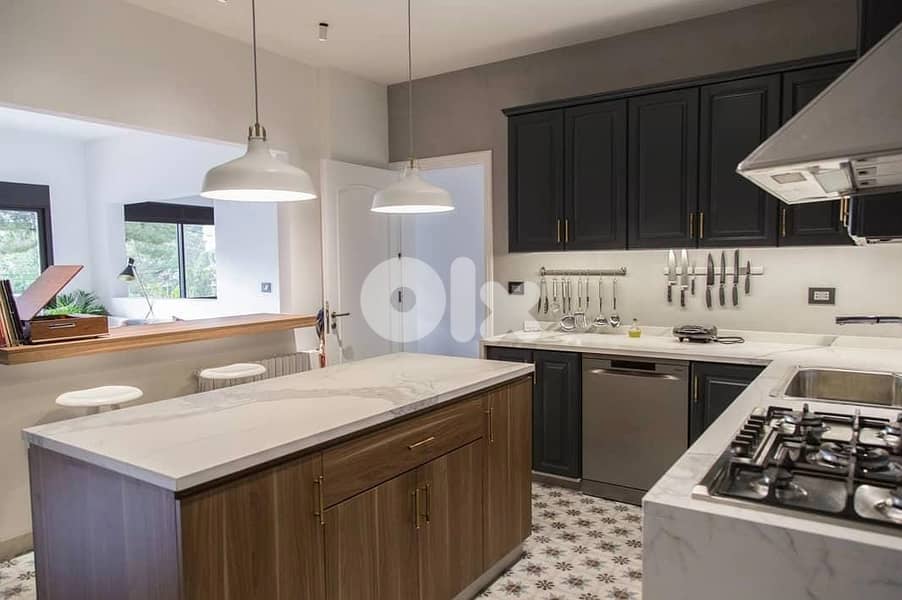 Spacious 3-Bedroom Apartment for Rent in Monteverde 0