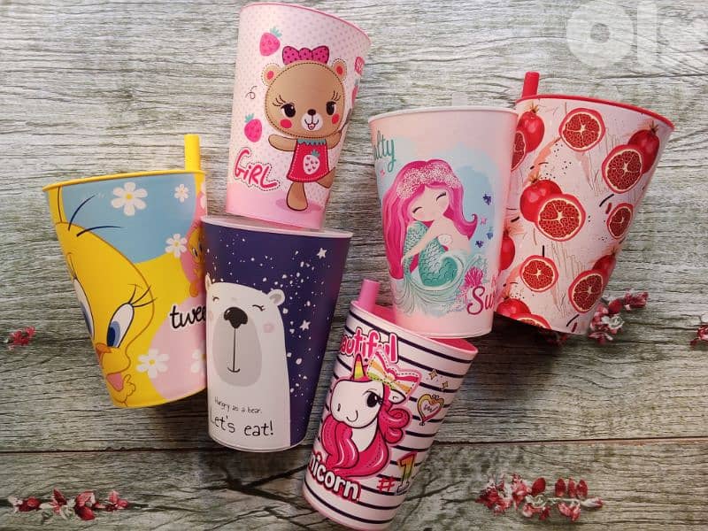 kids cups and straws 0