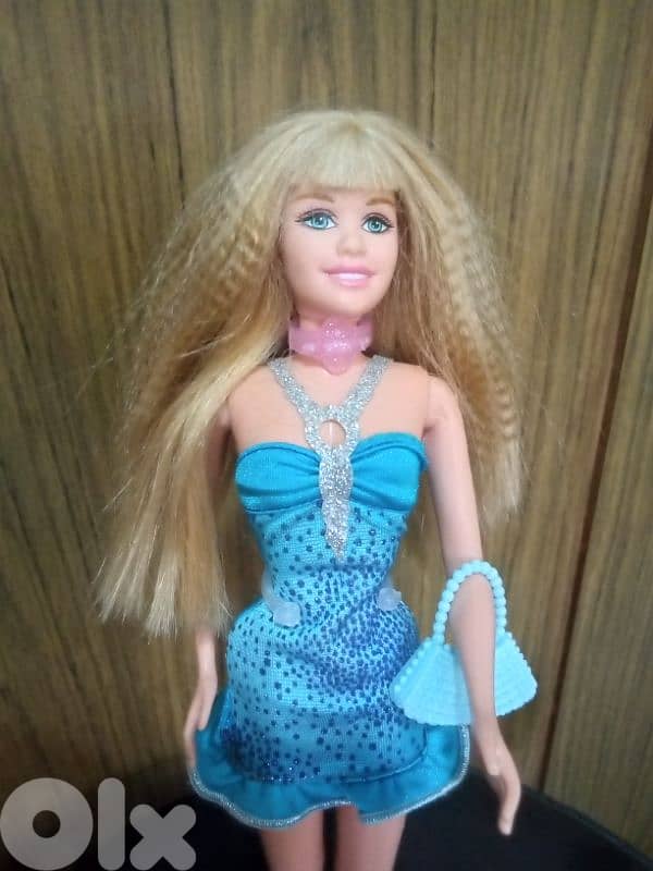 HANNAH MONTANA -HASBRO Rare dressed as new doll+Heel+bag=22$ 1