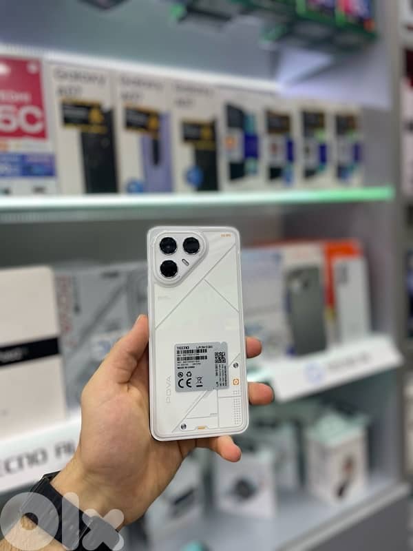 Tecno Pova 7 ultra 5g 3