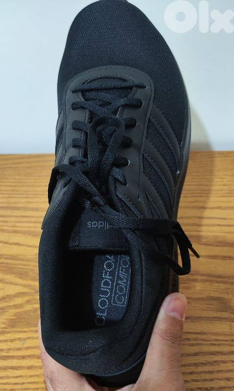 Original Adidas Cloudfoam - Size: 43 1/3 4