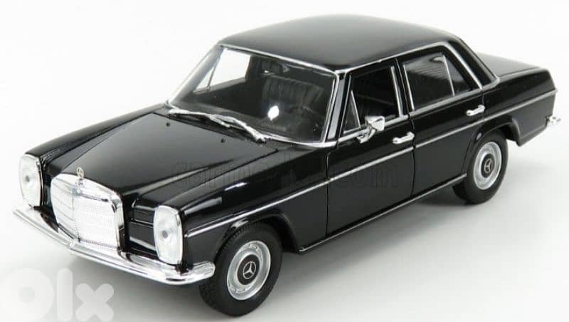 Mercedes 220 (W115) diecast car model 1;24 1