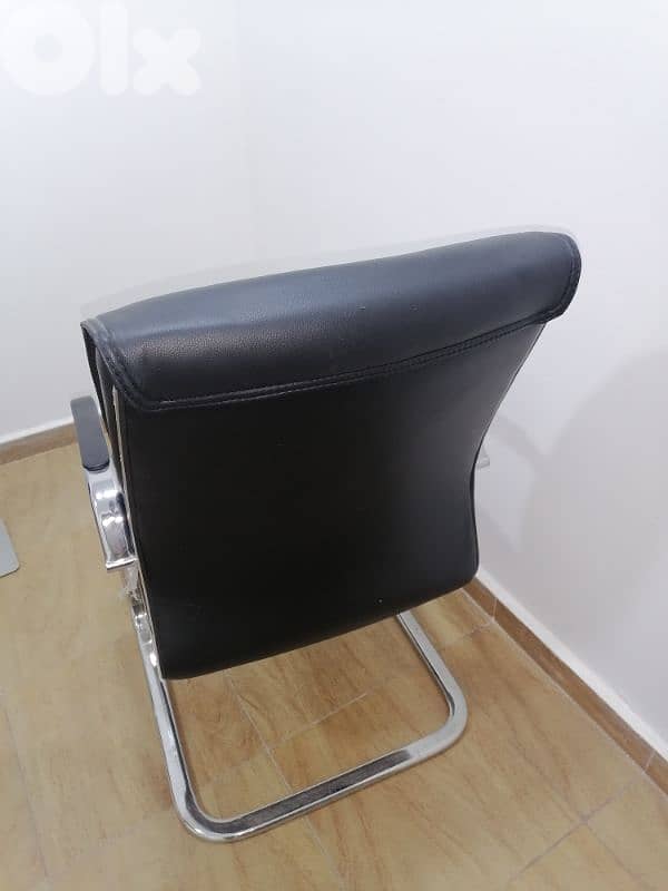 Office visitor chair 2