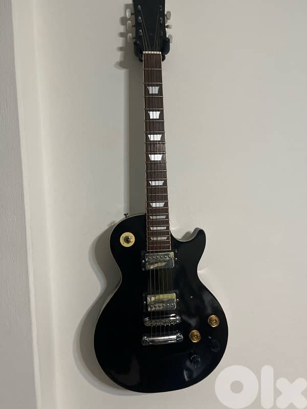 Black Les Paul-Style Electric Guitar 0