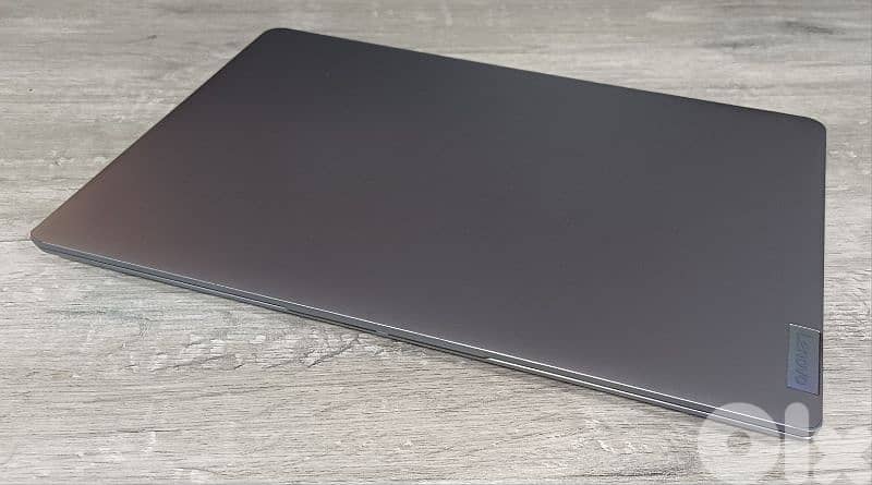 2 hard disks (1 terra + 256gb) core i5 gen 11 g7 - vga iris Xe 10