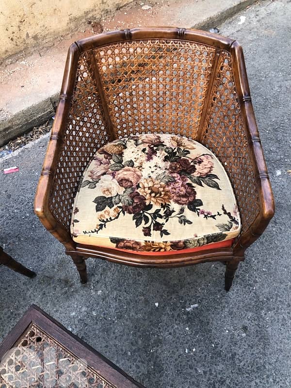 vintage living room in excellent condition. 520$ 4