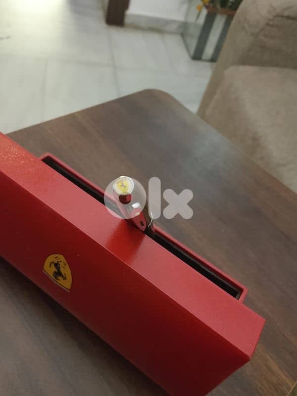Ferrari pen blue 2