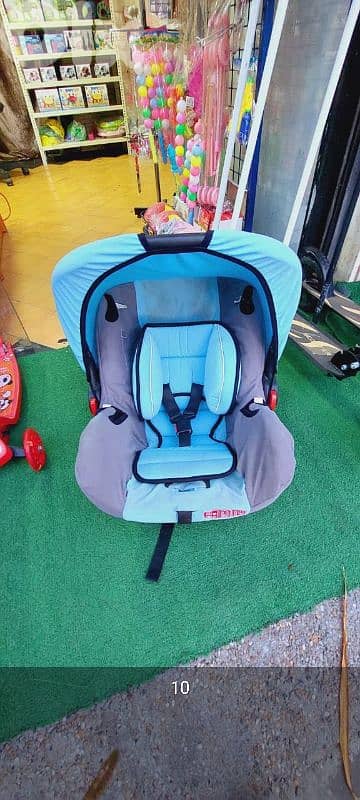 كرسي سيارة  بيهز بينحمل بورت  carseat 0