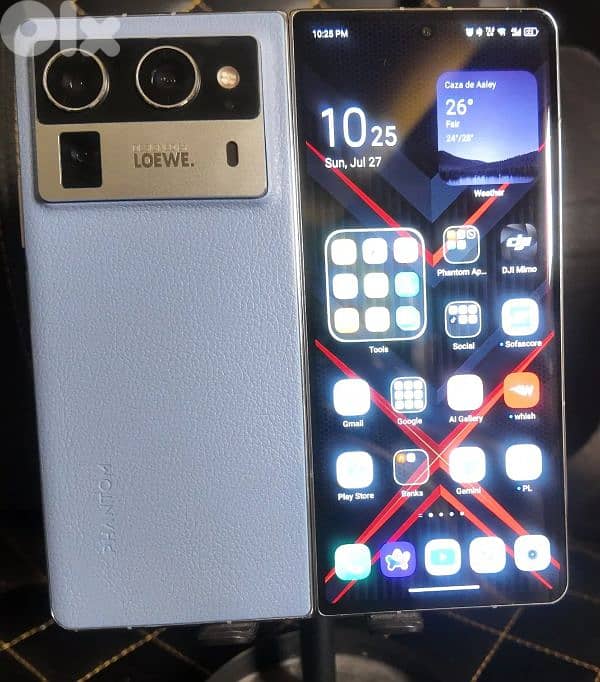 Tecno phantom fold v2 full package 1