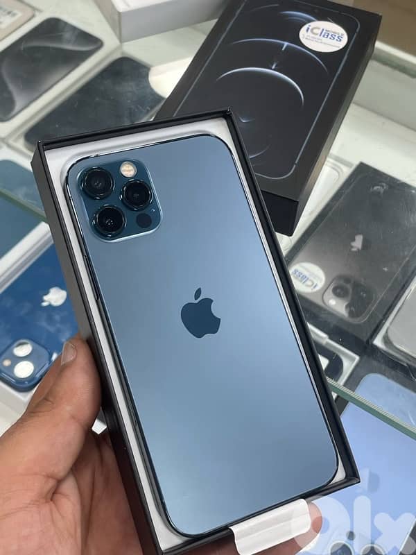 iPhone 12 Pro 256 GB battery 88% like a new changed screen 0