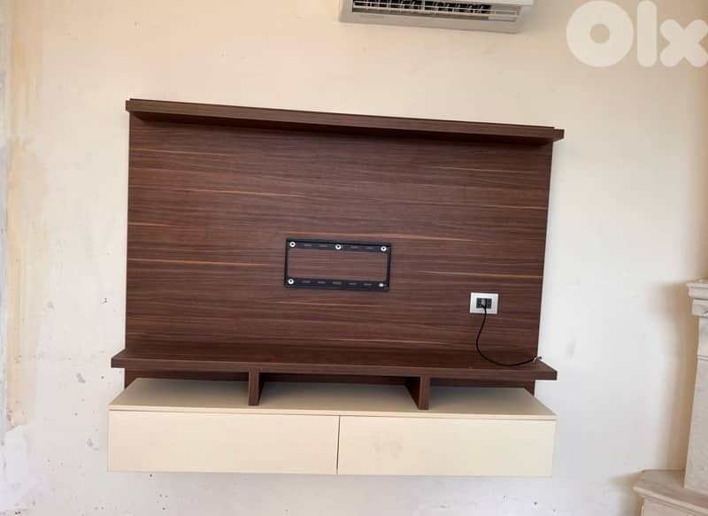 TV unit 0