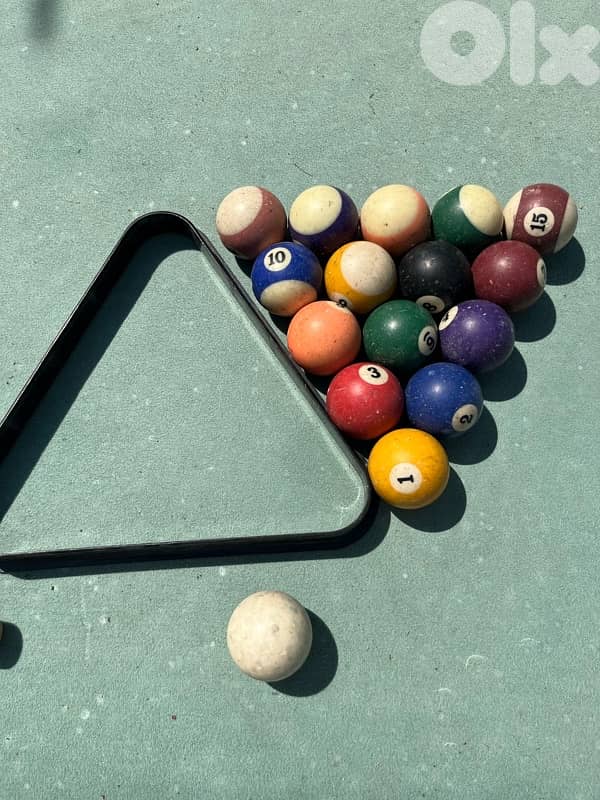 Billiard balls and accessories 1