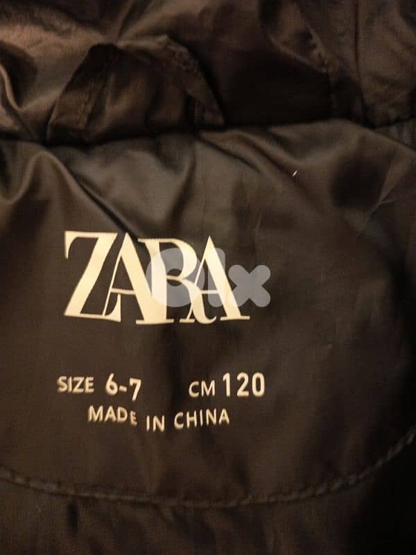 جيليه اسود خفيف من زارا 1